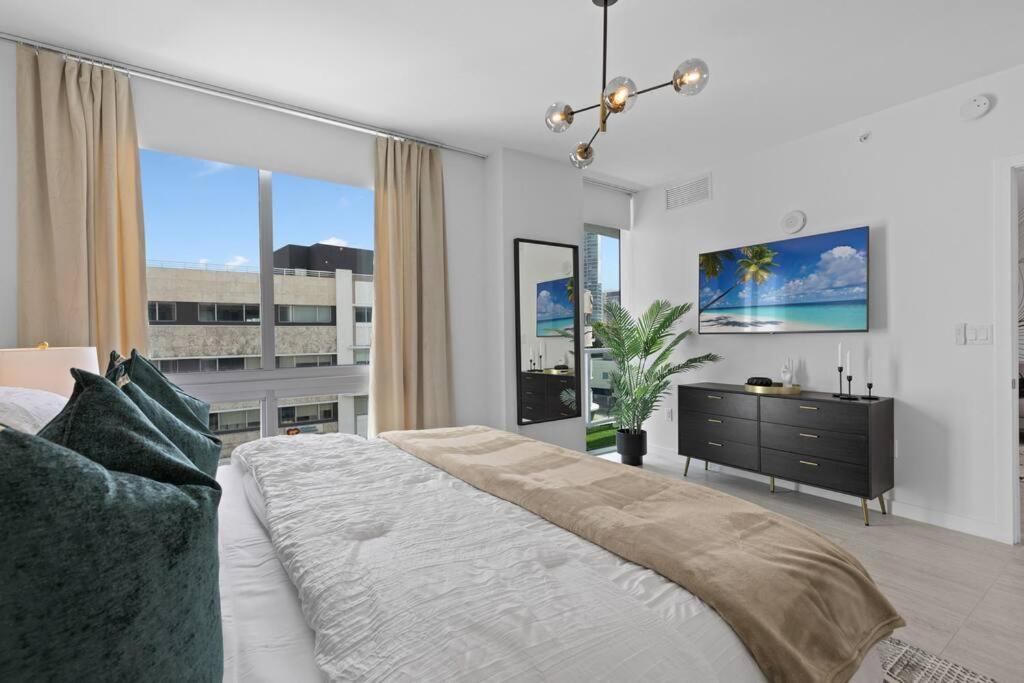 Appartement Luxury 1 Bdrm/1b In Design District Area